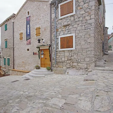 Zal * Betina (Sibenik-Knin)